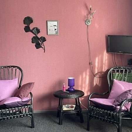 Bed And Breakfast Devijfbees Barendrecht Exteriör bild
